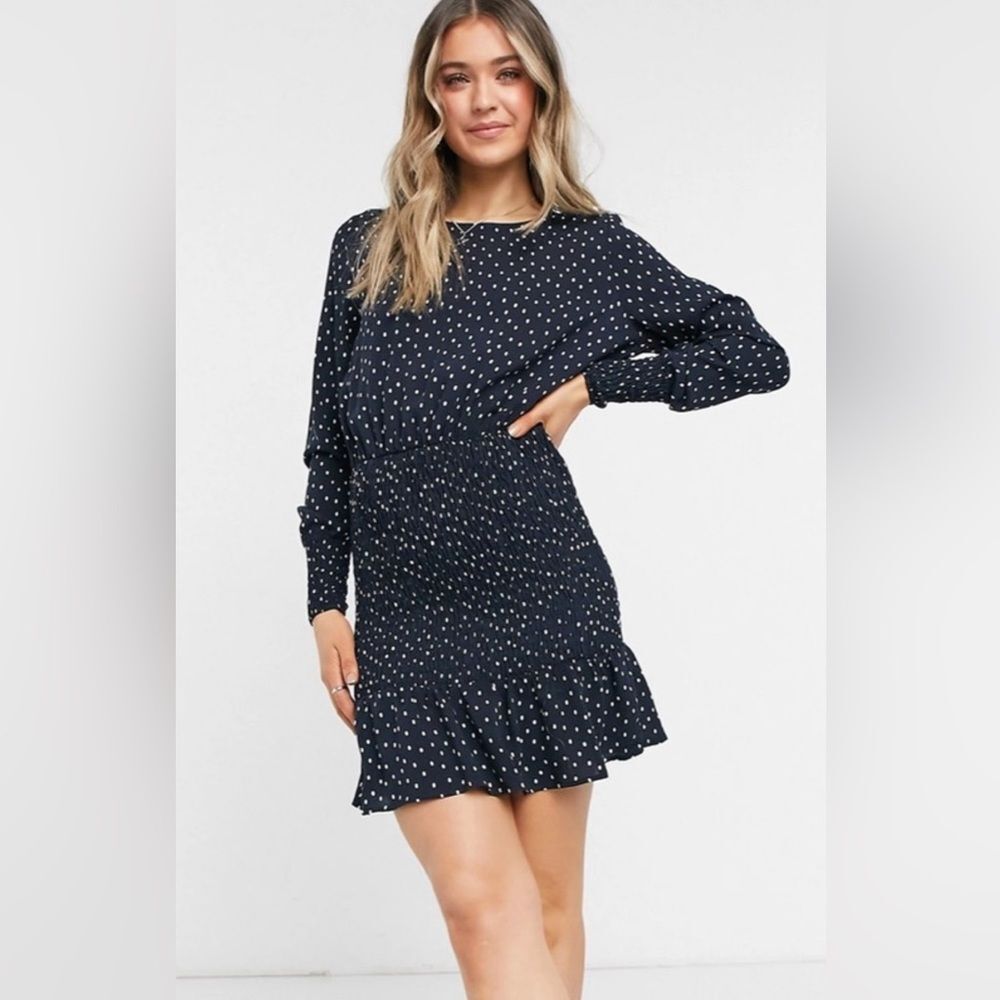 Topshop long sleeve black and white spot sheered keyhole back dress size 6